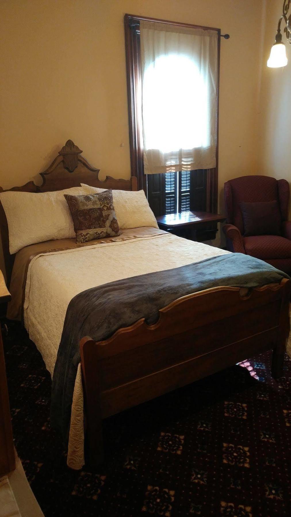 The Mitchell House Bed And Breakfast Circleville Eksteriør billede